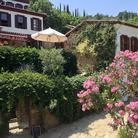 Terrace Sirince סלצ'וק